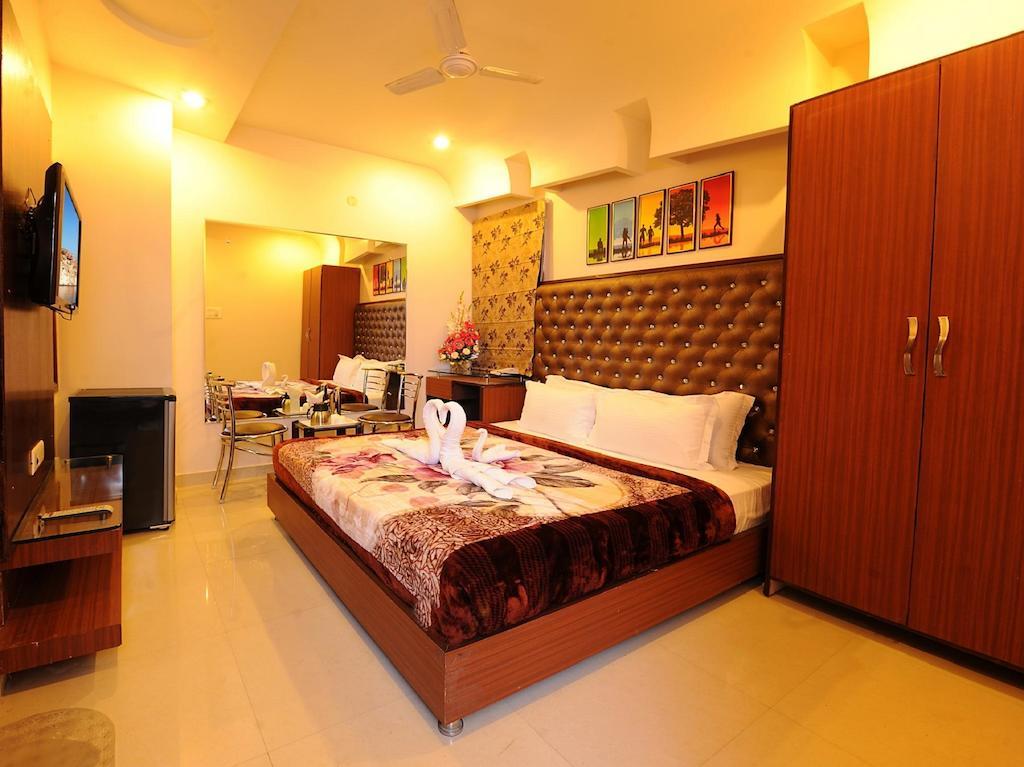 Hotel Pearl Inn & Suites Amritsar Room photo